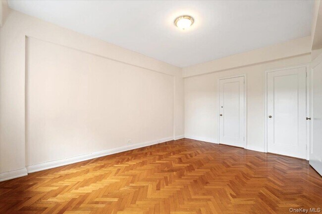 Building Photo - 45 Popham Rd