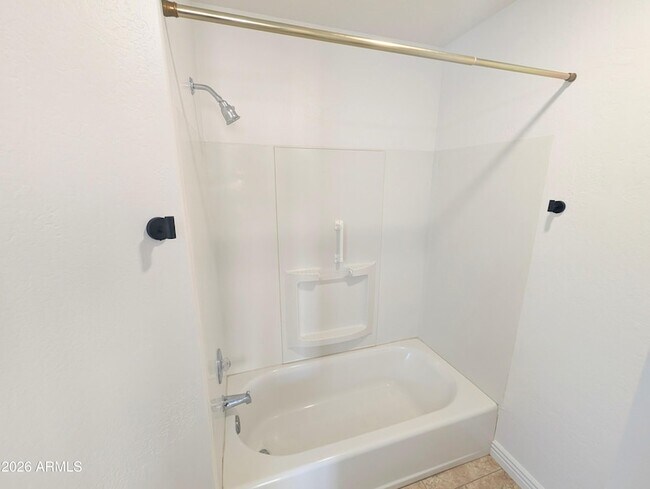 Building Photo - 11807 N 76th Ave