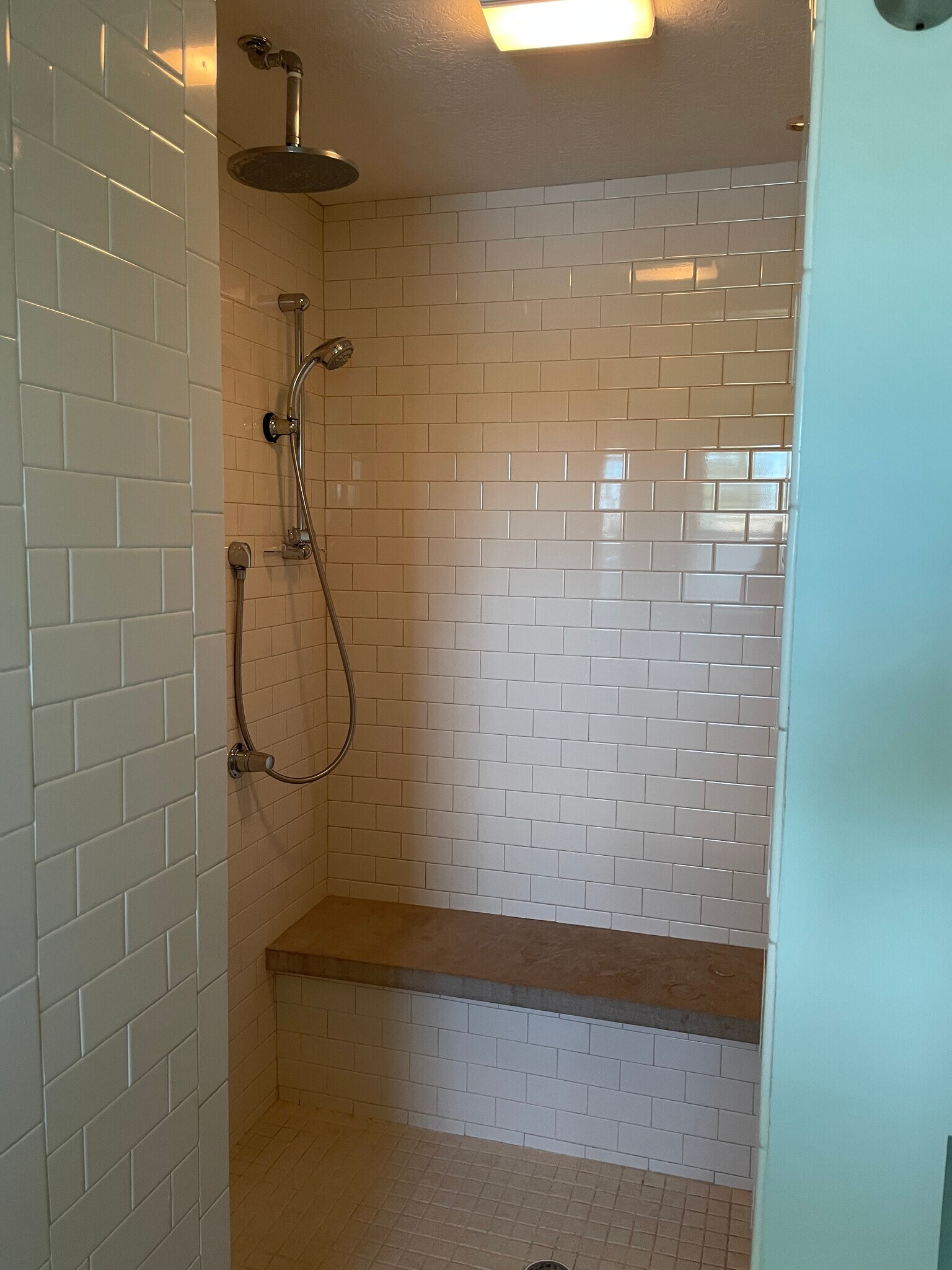 Building Photo - 4217 Village Club Dr