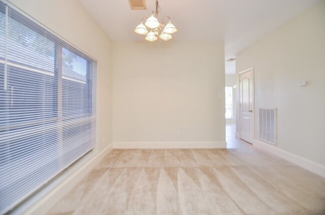 Building Photo - 21210 Woodland Green Dr