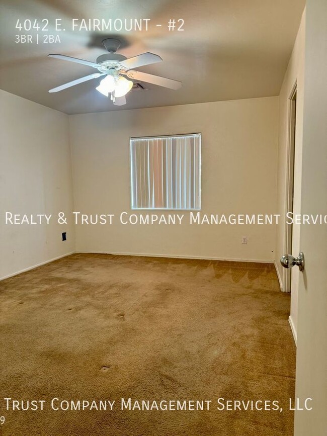 Building Photo - Spacious 3-bedroom unit!