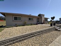 Building Photo - 2313 Bundros Ct