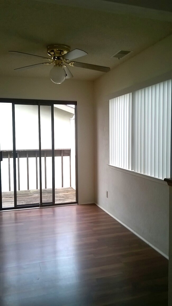 Dining Room - 537 Piney Way