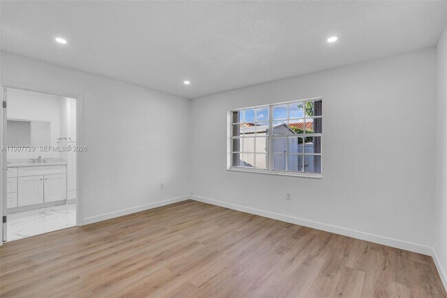 Building Photo - 14755 SW 82nd Terrace