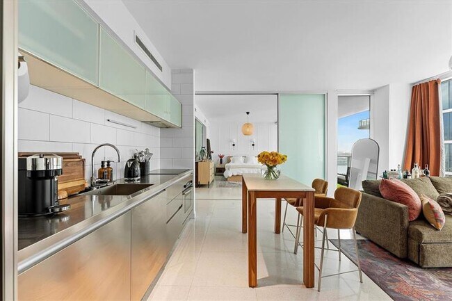 Building Photo - 1040 Biscayne Blvd