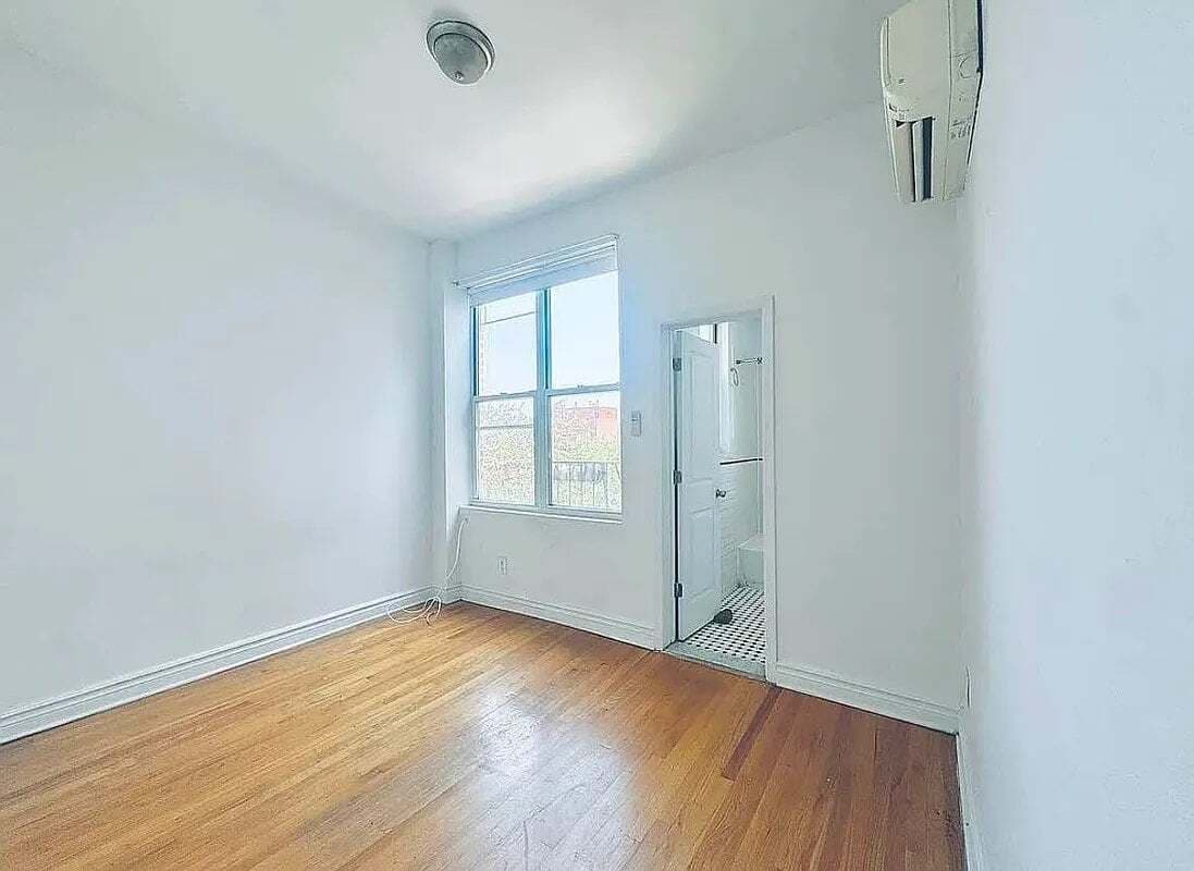 Building Photo - 105 Wilson Ave