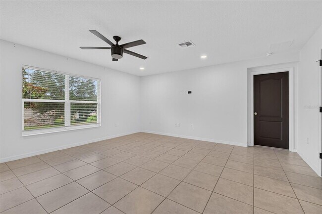 Building Photo - 1097 Augustus Dr