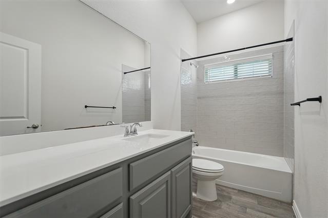 Building Photo - 1013 Sublime Dr