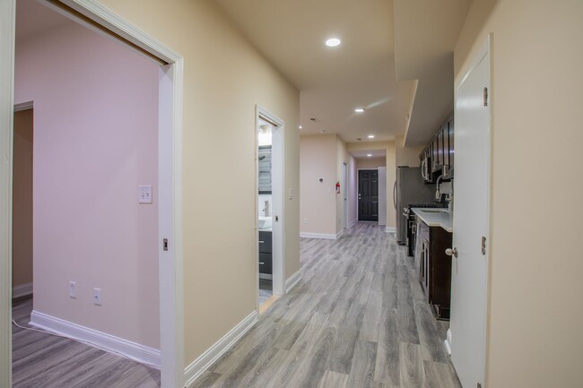 Building Photo - Amazing 2 BR/1 BA Apartment in Trinidad!