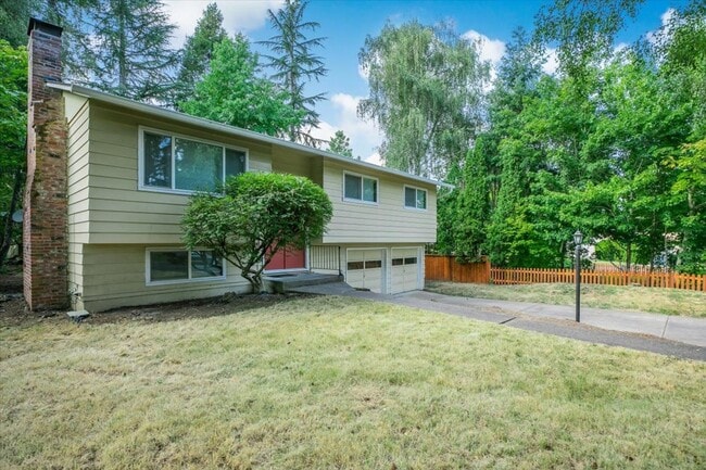 Building Photo - Charming 3 bedroom 3 bathroom house in Tigard!