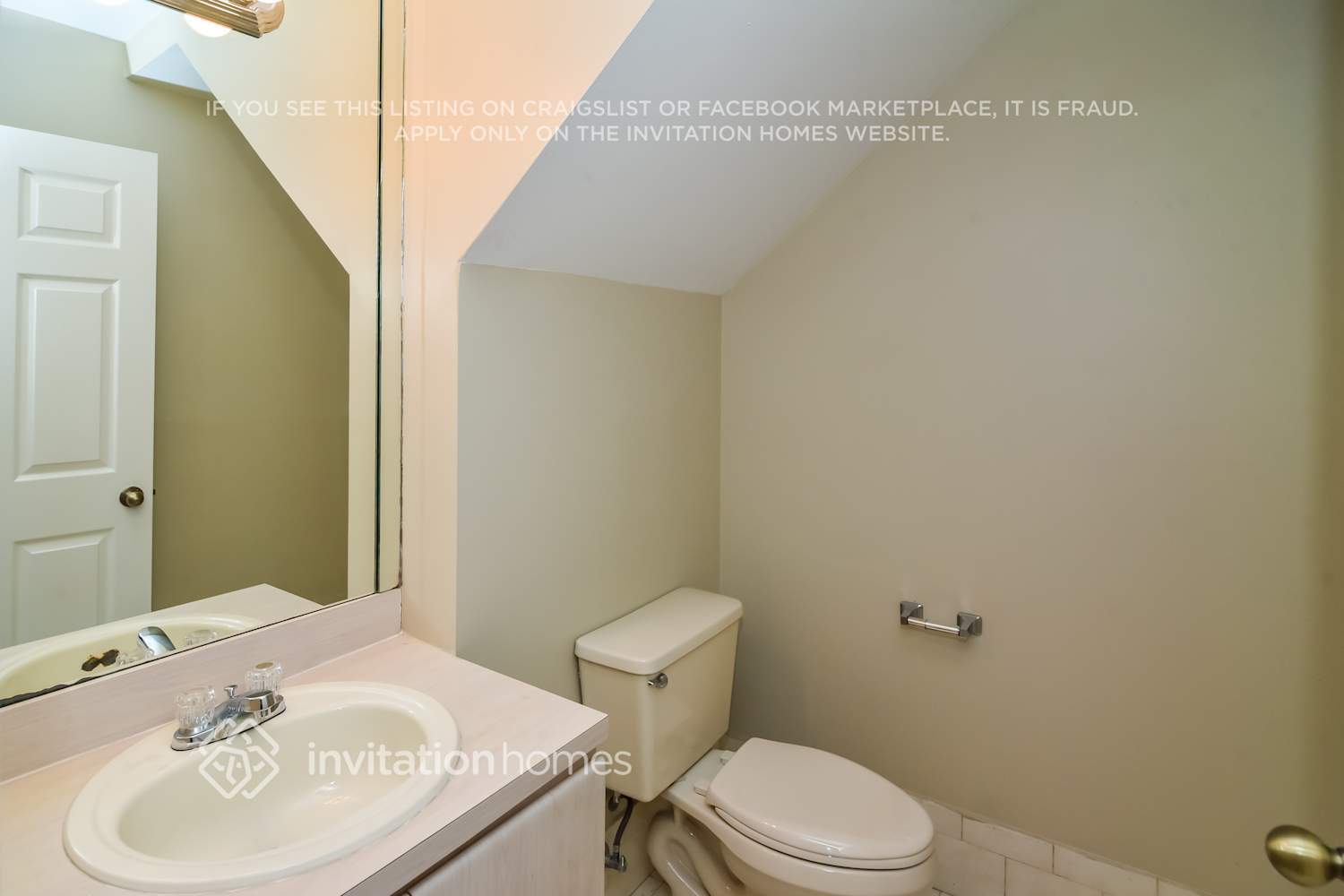 Building Photo - 1121 NW 129th Pl