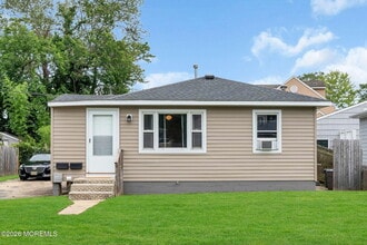 Building Photo - 1218 Lister St