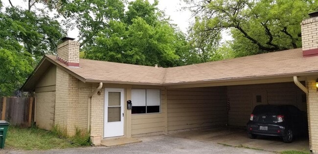 Building Photo - 2114 Ann Arbor Ave