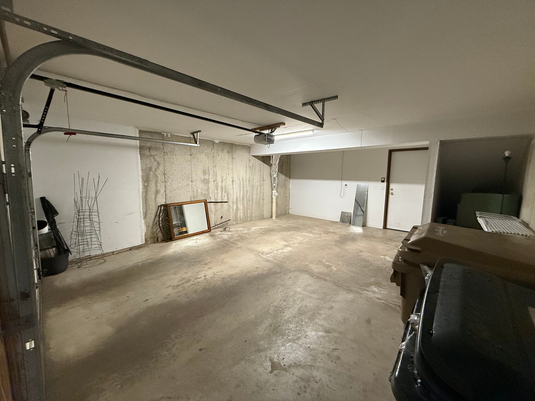 Building Photo - 710 Mesta Ln