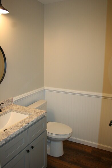 half bath on main floor - 2720 Dorval Rd