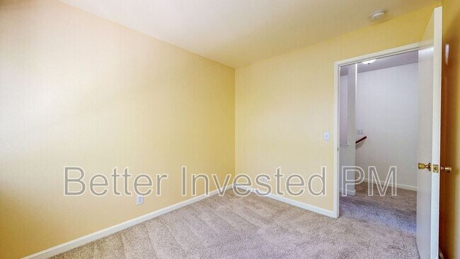Building Photo - 57 Okelly Way