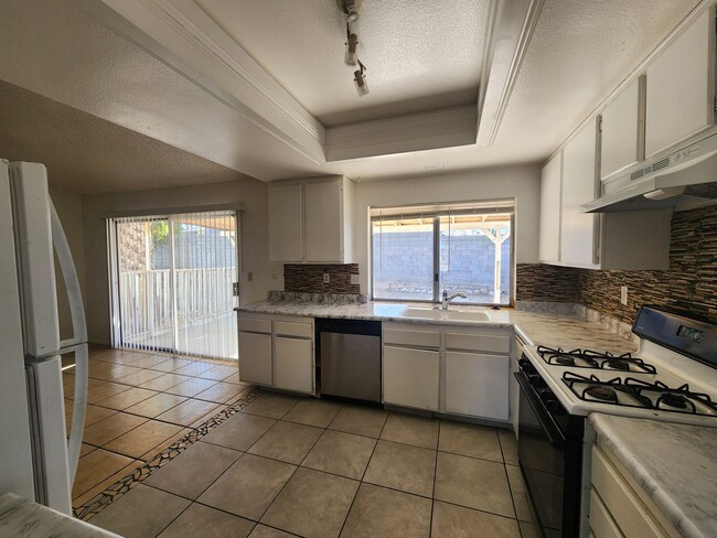 Building Photo - Affordable Single-Story Home