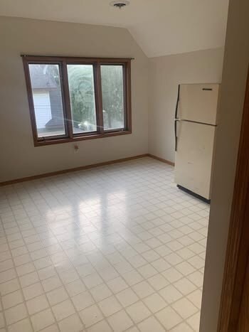 Building Photo - 427 Minnesota Ave E