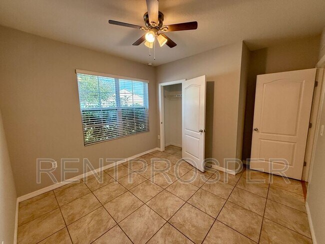 Building Photo - 4222 Roberta Dr