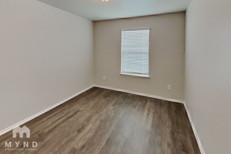 Building Photo - 3935 Turning Pine Edge