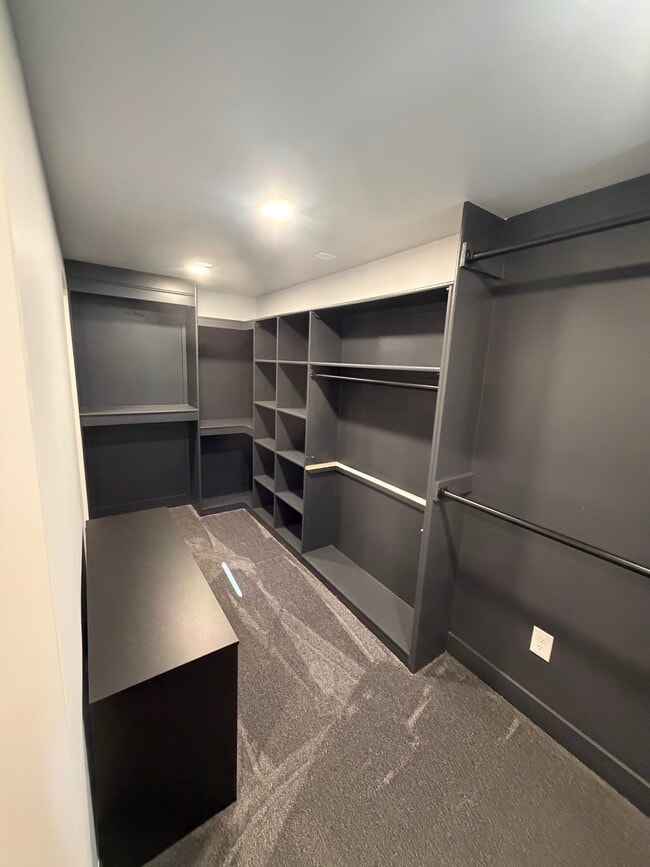 Building Photo - 6222 Alkire Ct