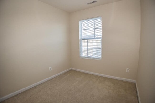 Building Photo - 4121 Trabert Ct