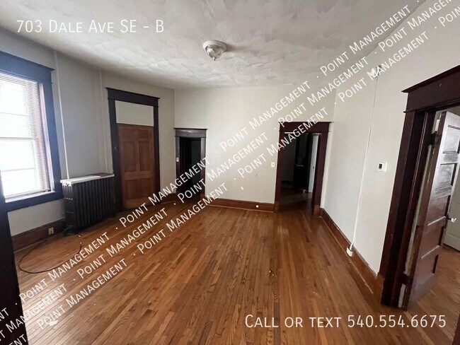 Building Photo - 703 Dale Ave SE