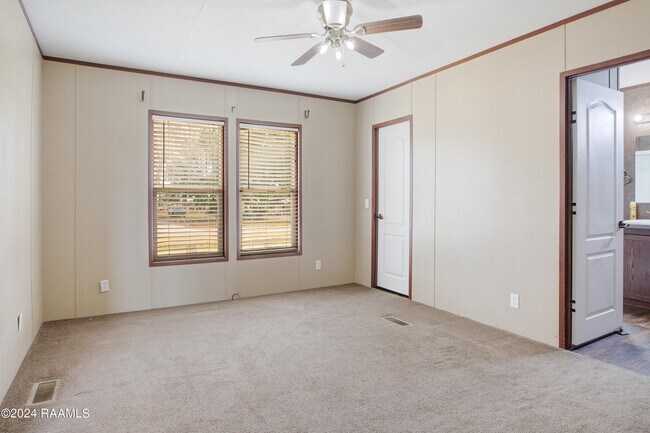 Building Photo - 5010 Rutten Rill Rd