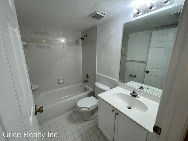 Building Photo - 2 br, 2 bath House - 28251 Pine Haven Way ...