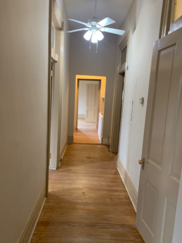 Building Photo - 322 N Maney