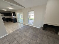 Building Photo - 315 Paldao Dr