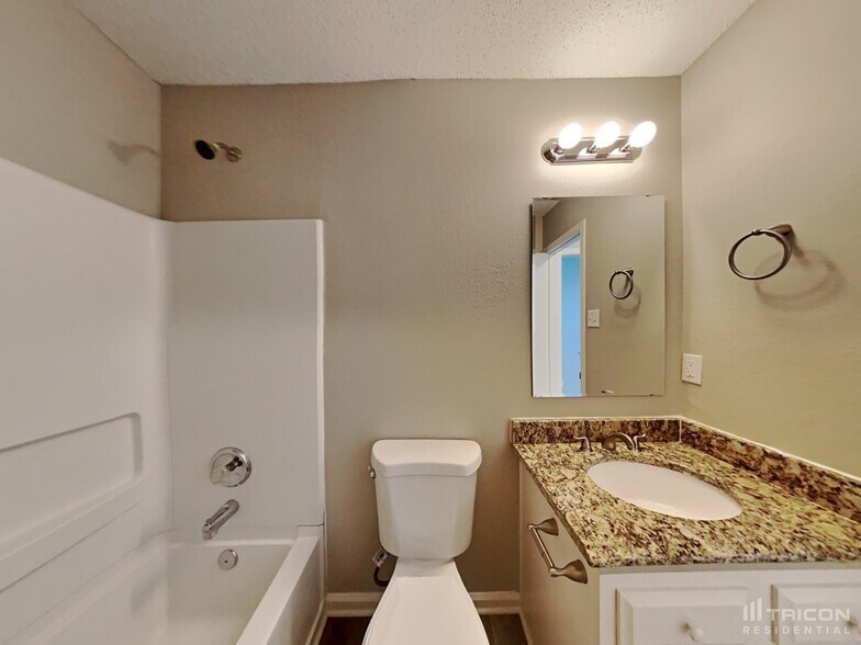Building Photo - 2340 Bristol Dr