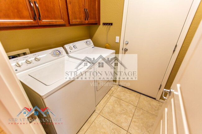 Building Photo - 12687 W Lowden Rd