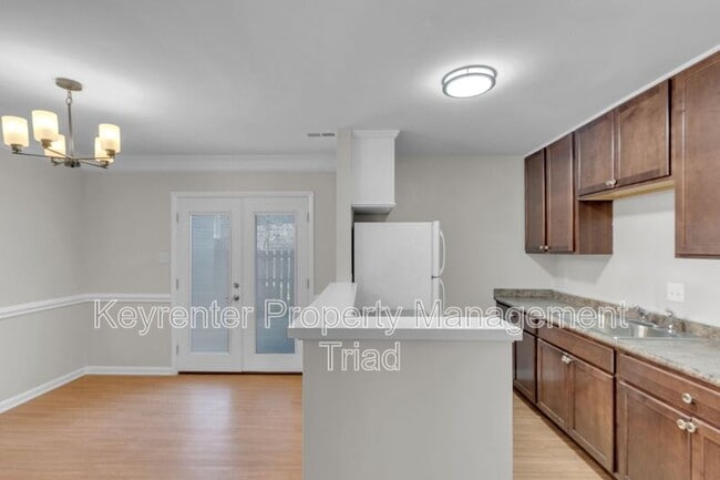 Building Photo - 5715 Bramblegate Rd