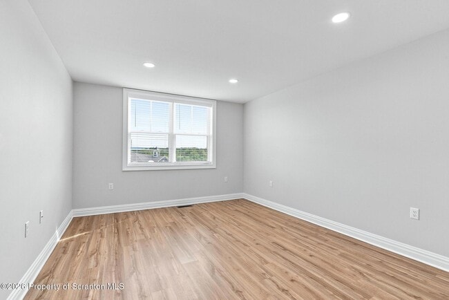 Building Photo - 13 Dunbar Wy
