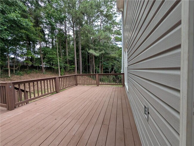 Building Photo - 443 Cricket Ridge Ct