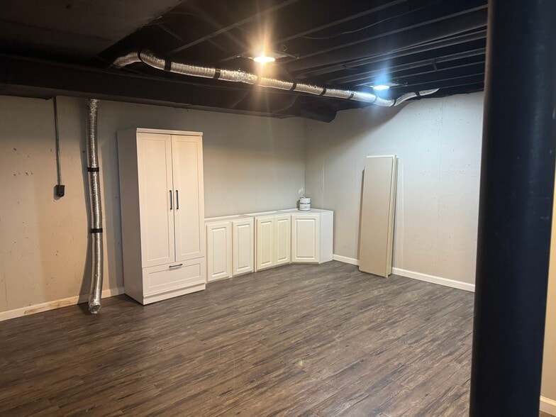 Building Photo - 509 Majestic Dr