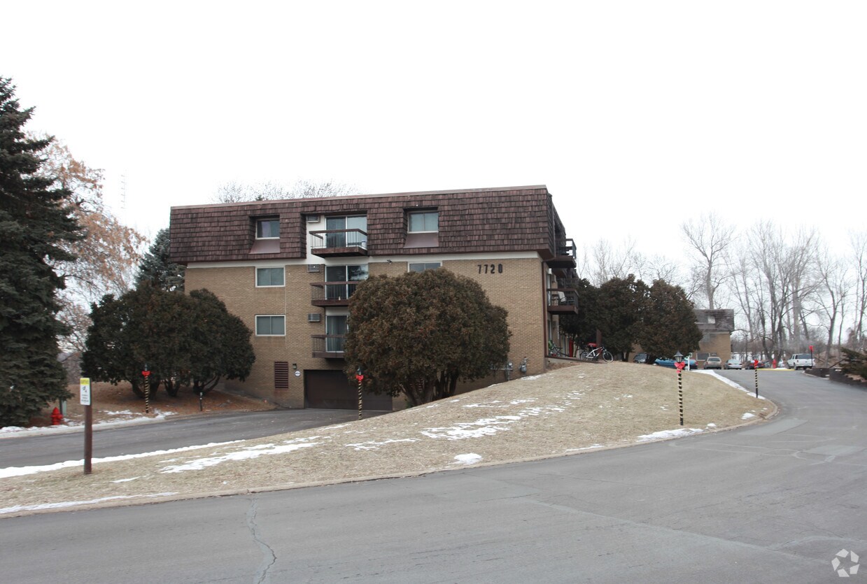 Winnetka Village Apartments New Hope