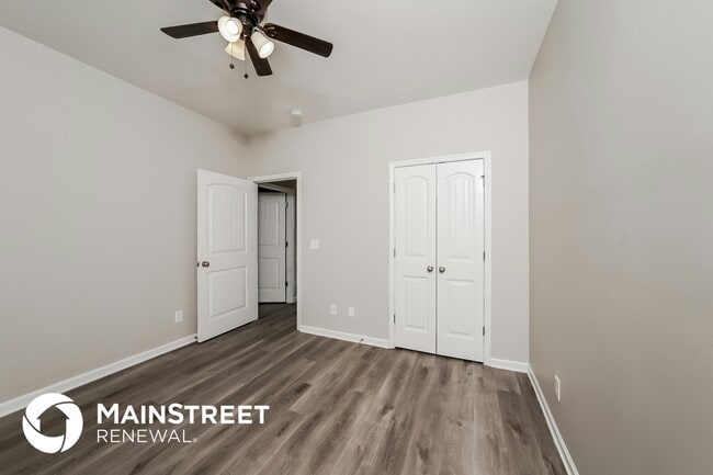 Building Photo - 948 Alise Cir