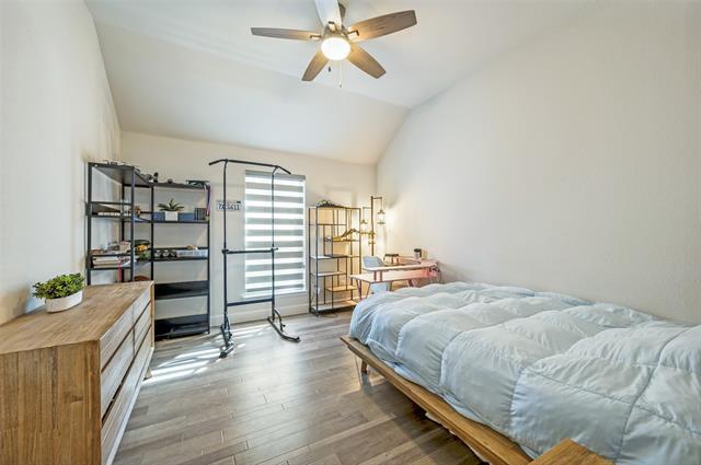 Building Photo - 2450 Kates Pl