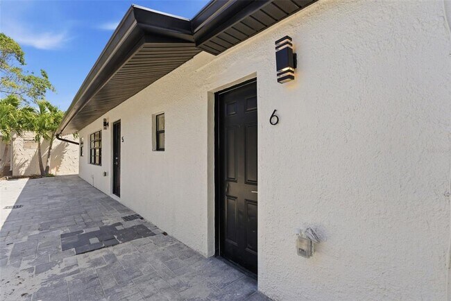 Building Photo - 113 145th Ave