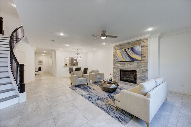 Building Photo - 13605 Teal Bluff Ln