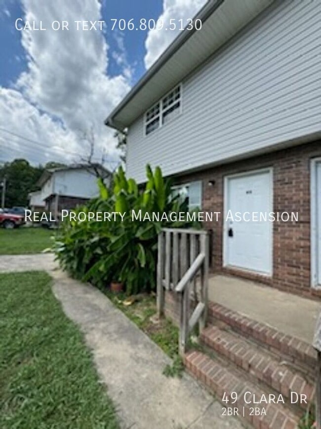 Building Photo - 49 Clara Dr