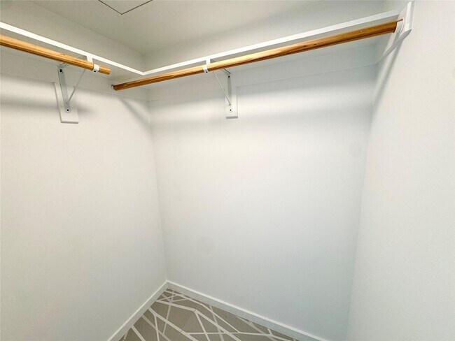 Building Photo - 2201 Market St