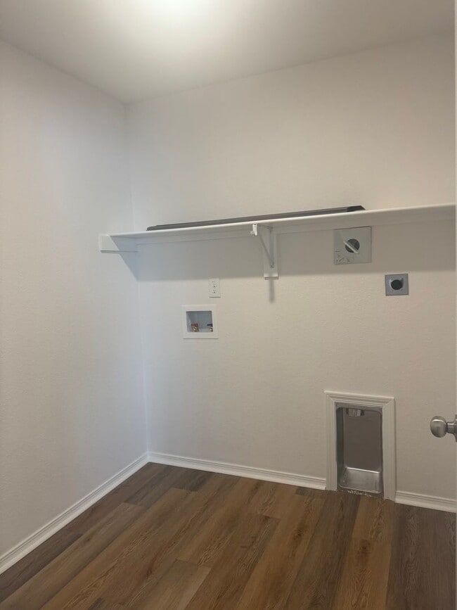 Building Photo - Questions please contact Joshua LaFever 50...