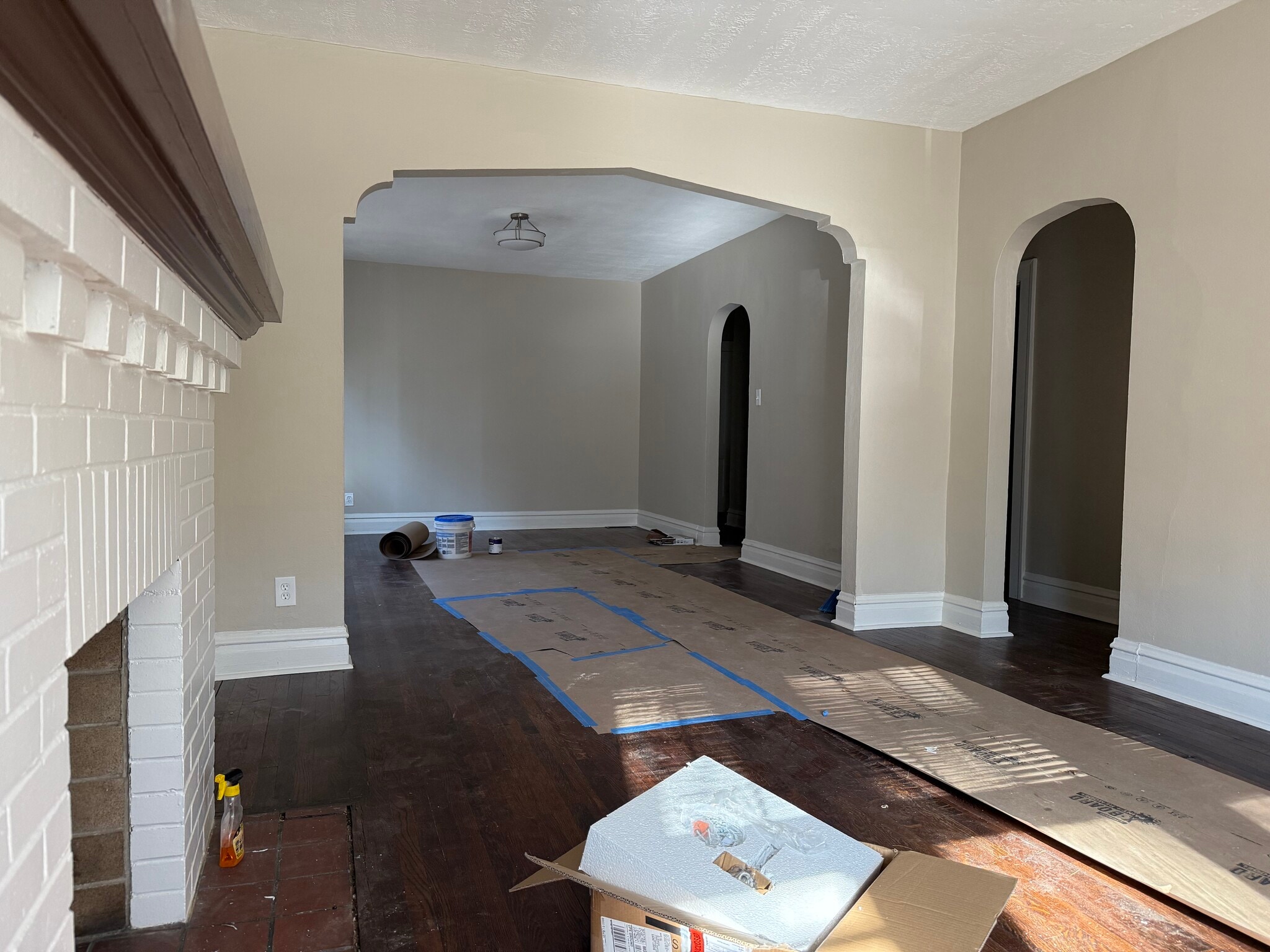 Living rm/Dining rm - 7119 Amherst Ave