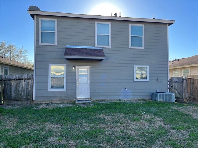 Building Photo - 6542 Hawthorne Falls Ln