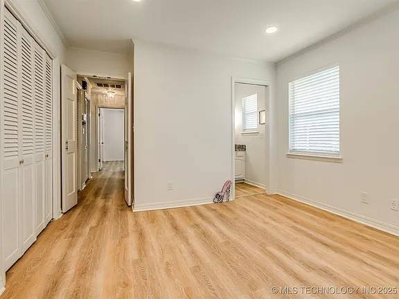 Building Photo - 5610 S 75th E Pl
