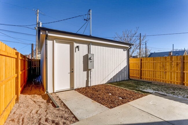 Building Photo - New Construction 3 Bedroom Home with 2 car...