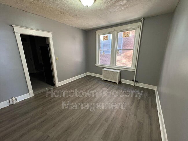 Building Photo - 1818 Walnut St